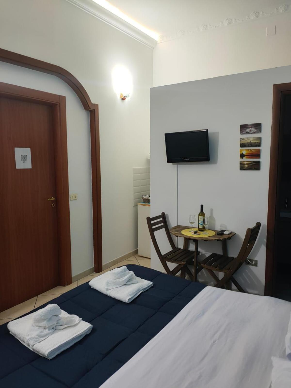 Napoli Centro Casa Annina Close To Toledo St Dış mekan fotoğraf